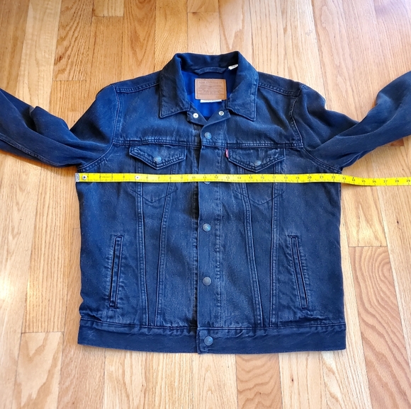 NWOT Levi's Premium Flannel-Lined DenimTrucker - Black (M) - Picture 7 of 7